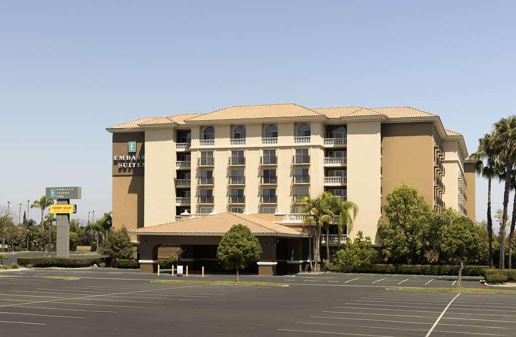 Embassy Suites Anaheim - North Exterior foto